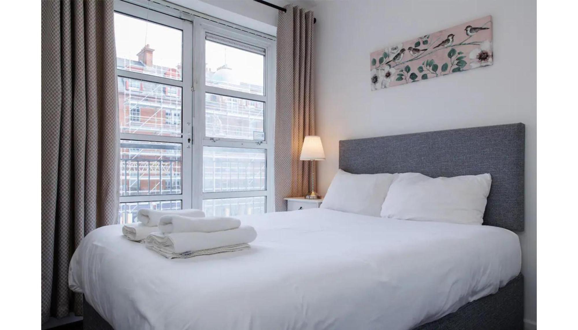 2 Bedroom Apartment Near Historical Christchurch Dublin Exterior photo